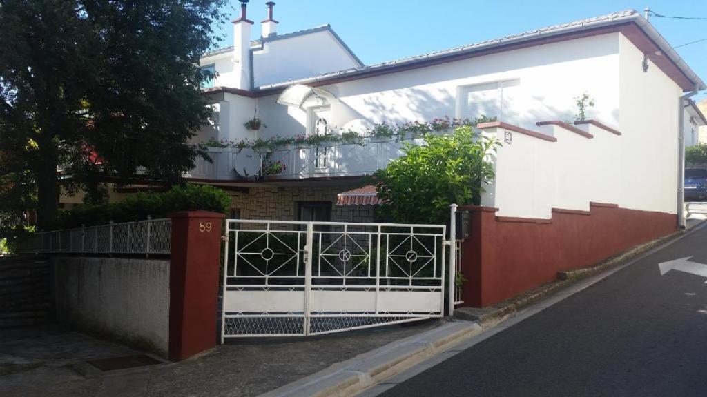 Apartment Dario Novi Vinodolski Kültér fotó